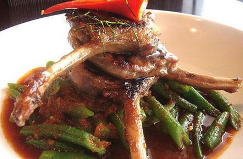 Kaffir Lime Thai Eatery - Surfers Gold Coast 1
