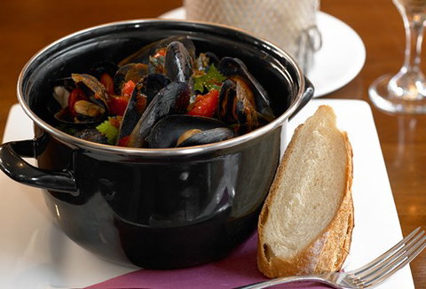 Le Bistro-Union Hotel - Surfers Gold Coast 0