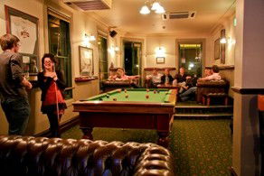 The Nag's Head Hotel - Surfers Gold Coast 1