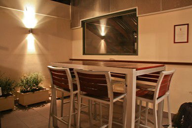 The Nag's Head Hotel - Surfers Gold Coast 2