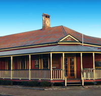 Maidenwell Hotel - Surfers Gold Coast