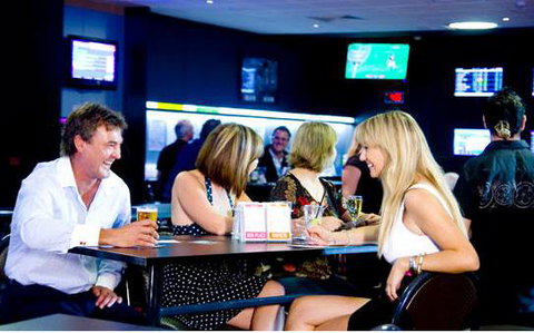 Hervey Bay RSL - Surfers Gold Coast 5