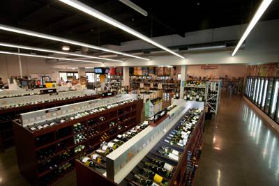 PA Liquor Barn & Hotel - Surfers Gold Coast 0