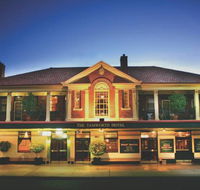 Tamworth Hotel - Surfers Gold Coast