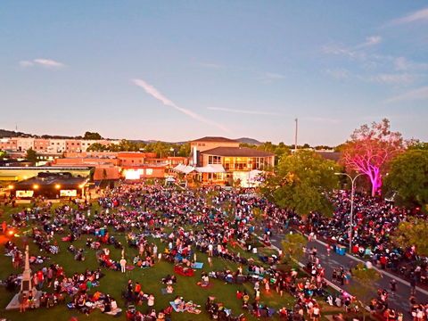 Albury Carols By Candlelight - Surfers Gold Coast 1