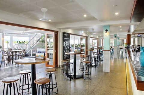 Hemingway's Brewery Port Douglas - Surfers Gold Coast 4