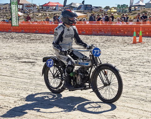 Sellicks Beach Historic Motorcycle Races - Surfers Gold Coast 2