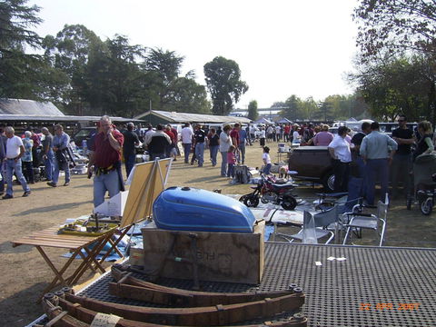 Wangaratta Swap Meet And Collectables Market - Surfers Gold Coast 0