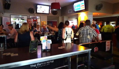 Avanti Pizzeria - Surfers Gold Coast 3