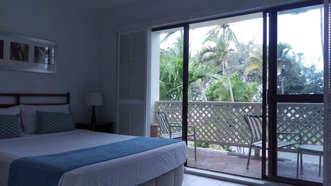 Beachfront Terraces - Surfers Gold Coast 6
