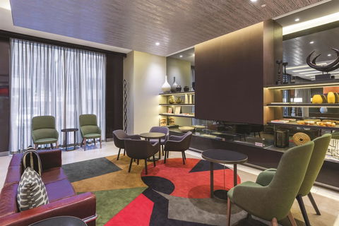 Adina Apartment Hotel Melbourne - Surfers Gold Coast 4