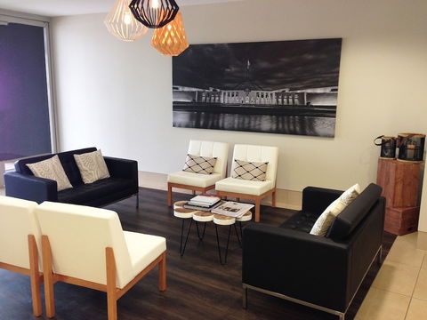 Pacific Suites Canberra - Surfers Gold Coast 5