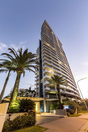 Artique Surfers Paradise