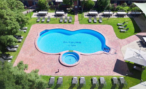 Alzburg Resort - Surfers Gold Coast 1