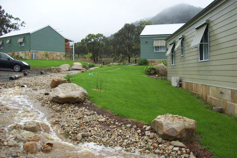 Starline Alpacas Farmstay Resort - Surfers Gold Coast 1