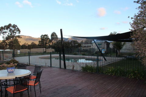 Starline Alpacas Farmstay Resort - Surfers Gold Coast 4