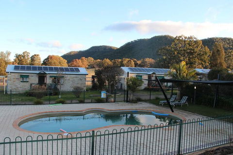 Starline Alpacas Farmstay Resort - Surfers Gold Coast 5