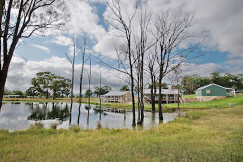Starline Alpacas Farmstay Resort - Surfers Gold Coast 0