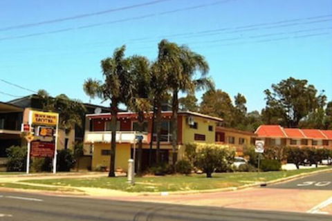 Beach Drive Motel - Surfers Gold Coast 2