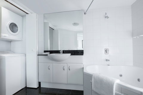 Mantra Parramatta - Surfers Gold Coast 6