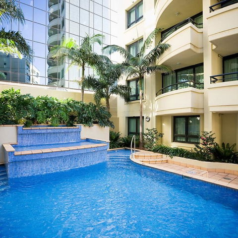 Mantra Parramatta - Surfers Gold Coast 1