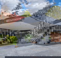 Cotswold Gardens - Surfers Gold Coast