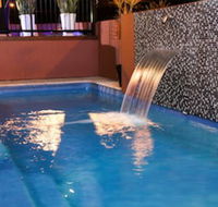 Rocky Resort Motor Inn - Surfers Gold Coast