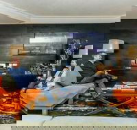 Alpha Hotel Canberra - Surfers Gold Coast