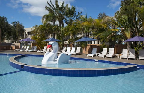 Kalbarri Beach Resort - Surfers Gold Coast 2