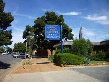 Nicholas Royal Motel - Surfers Gold Coast 2