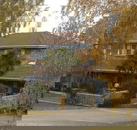 Kinross Inn - Surfers Gold Coast