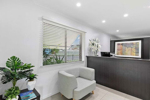 Blue Shades Motel - Surfers Gold Coast 7
