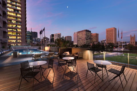 Hilton Adelaide - Surfers Gold Coast 0