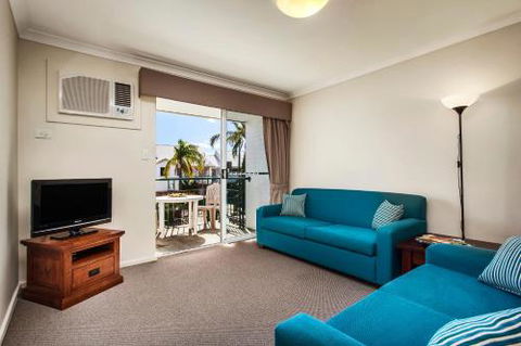 Comfort Apartments South Perth - Surfers Gold Coast 1