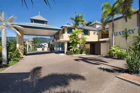 Cairns Southside International - Surfers Gold Coast 0