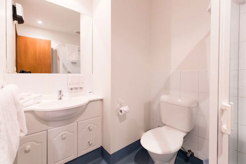 Bay Hotel Apartments - Surfers Gold Coast 7