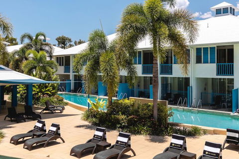Silkari Lagoons Port Douglas - Surfers Gold Coast 6