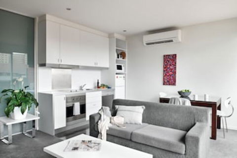 Punthill Williamstown - Surfers Gold Coast 0