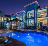 Le Cher Du Monde - Surfers Gold Coast