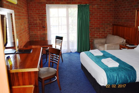 Early Australian Motor Inn - Surfers Gold Coast 4