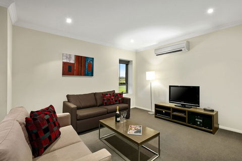 Quest Singleton - Surfers Gold Coast 3
