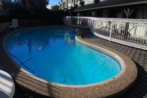 Ascot Motor Inn - Surfers Gold Coast 3