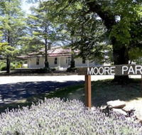 Moore Park Inn - Surfers Gold Coast