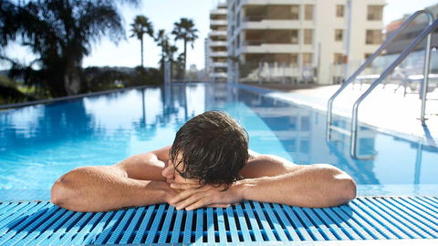Crowne Plaza Perth, An IHG Hotel - Surfers Gold Coast 1