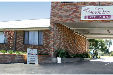 Scone Motor Inn - Surfers Gold Coast 2
