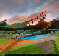 Porepunkah Bridge Holiday Park - Surfers Gold Coast