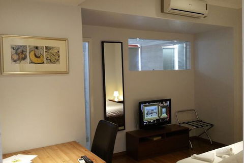 Adelaide House Apartments Fremantle - Surfers Gold Coast 6
