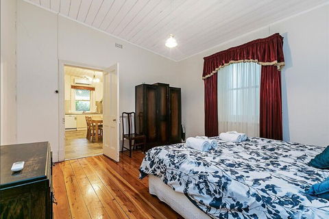 Treasured Memories Cottage - Surfers Gold Coast 6