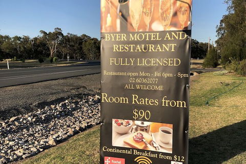 Byer Fountain Motor Inn, Holbrook - Surfers Gold Coast 1