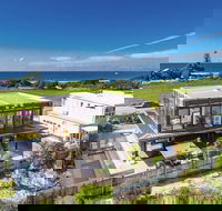 Beach Box - Surfers Gold Coast